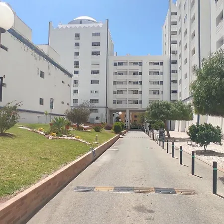 1 Quarto, Varanda, Praia, Acessos, Prestige For Lejlighed *